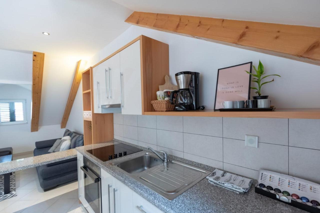 Emily Apartment Sudurad Luaran gambar