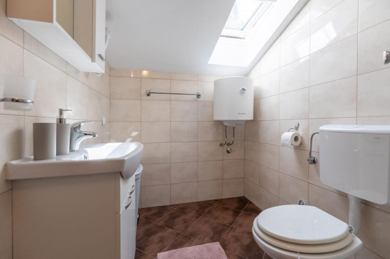 Emily Apartment Sudurad Luaran gambar