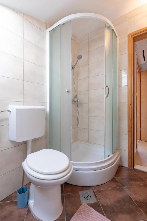 Emily Apartment Sudurad Luaran gambar